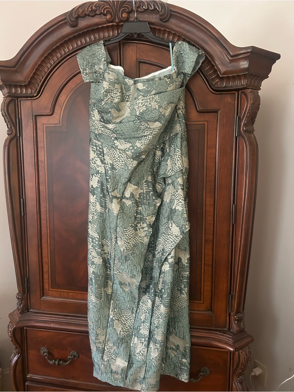 Elegant Green Floral Strapless Evening Dress